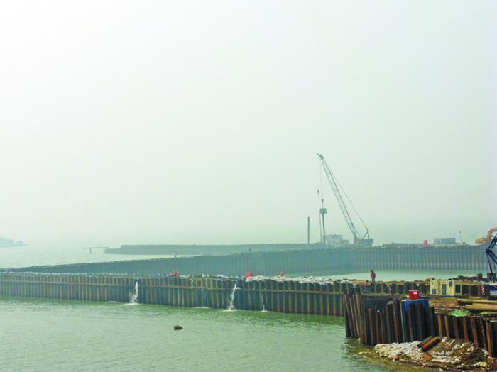 2018年4月29日，太湖隧道馬山段首個圍堰開始排水。